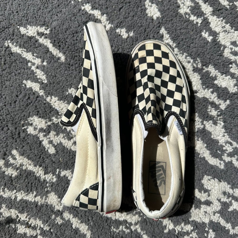 Van's checkered shoes